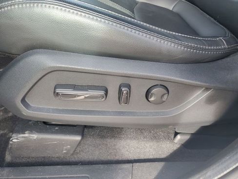 Used 2023 Honda Pilot EX-L image 39