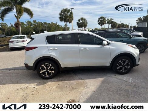 Certified 2022 Kia Sportage LX image 1