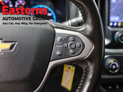 Used 2021 Chevrolet Colorado LT w/ Safety Package AWD/4WD image 16