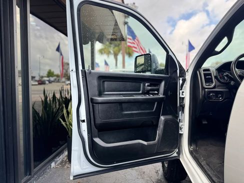 Used 2023 RAM 3500 Tradesman AWD/4WD image 30