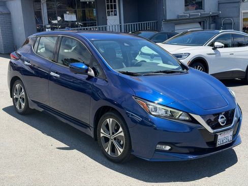 Used 2021 Nissan Leaf SL Plus FWD image 3