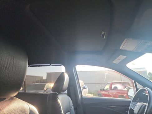 Used 2021 Honda Passport Touring image 17