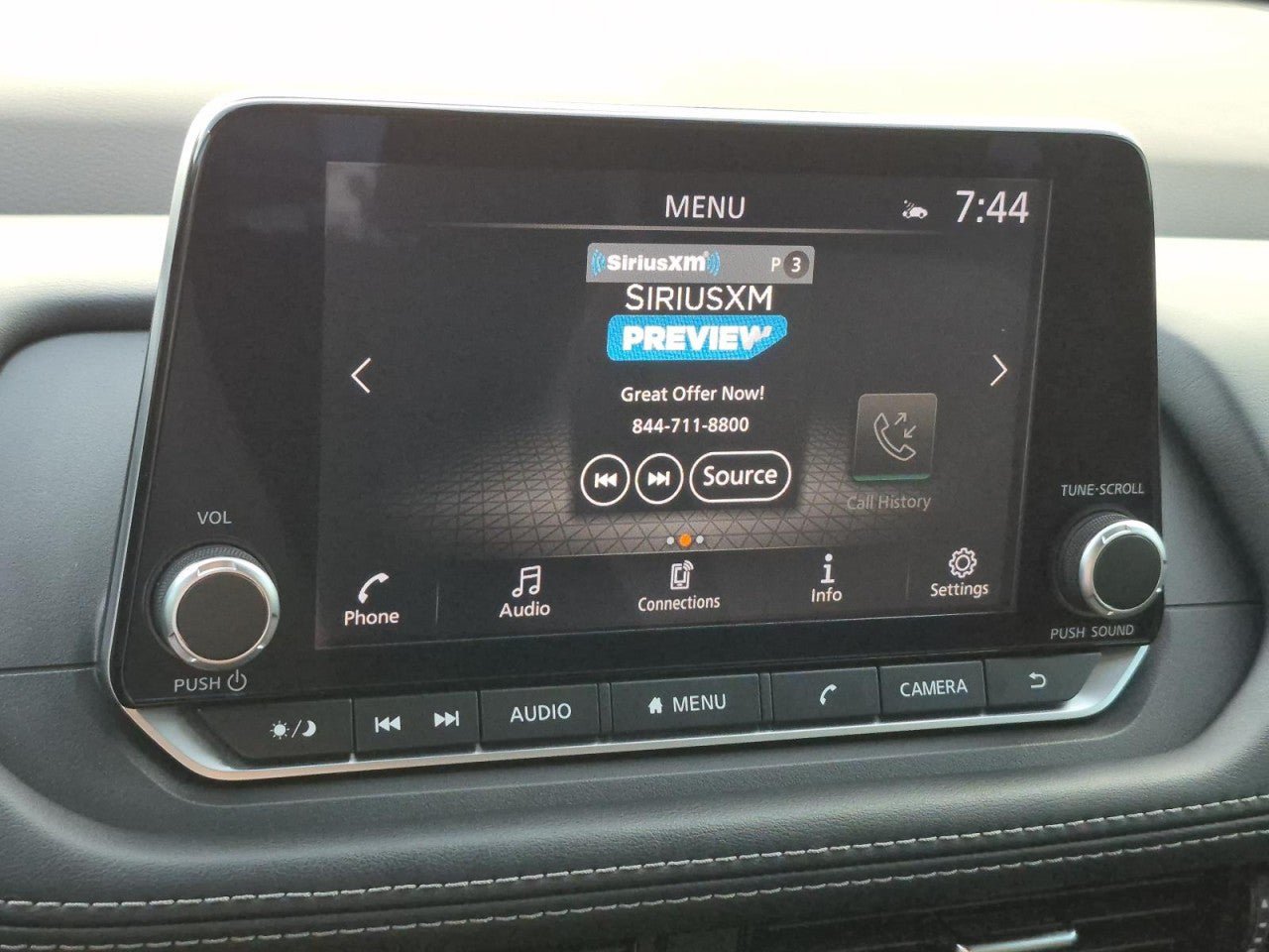 Used 2023 Nissan Rogue SV FWD image 22