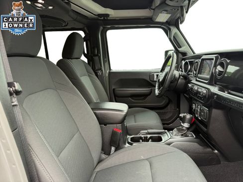 Used 2021 Jeep Wrangler Unlimited Sport AWD/4WD image 14