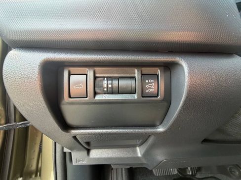 Used 2025 Subaru Forester Limited AWD/4WD image 4