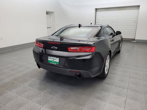 Used 2017 Chevrolet Camaro LT RWD image 7