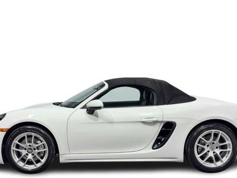 Used 2018 Porsche 718 Boxster image 1
