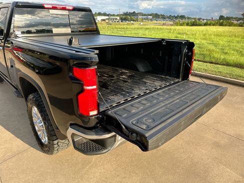 New 2025 Chevrolet Silverado 2500 LTZ w/ LTZ Convenience Package image 8