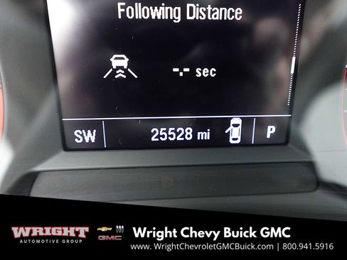 Used 2024 Chevrolet Trax RS w/ Driver Confidence Package image 16