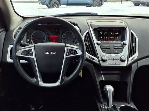 Used 2014 GMC Terrain SLT w/ Chrome Appearance Package image 4
