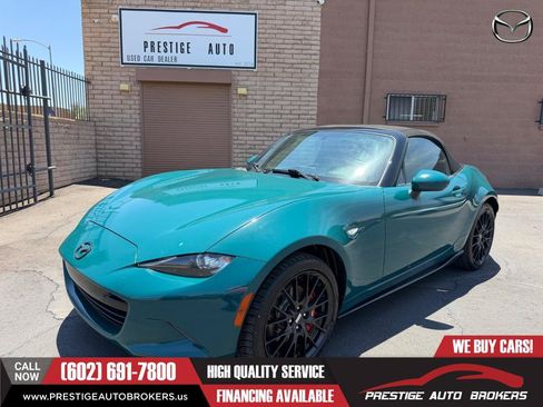 Used 2016 MAZDA MX-5 Miata Club w/ Brembo/BBS Package RWD image 4