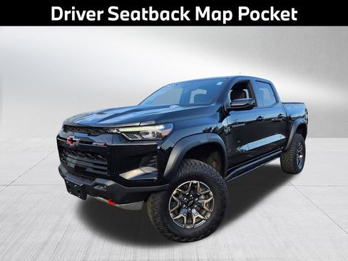 Used 2024 Chevrolet Colorado ZR2 w/ ZR2 Convenience Package III AWD/4WD image 45