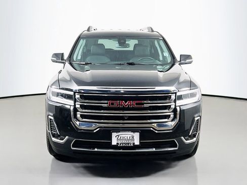 Used 2023 GMC Acadia SLT w/ Technology Package image 2