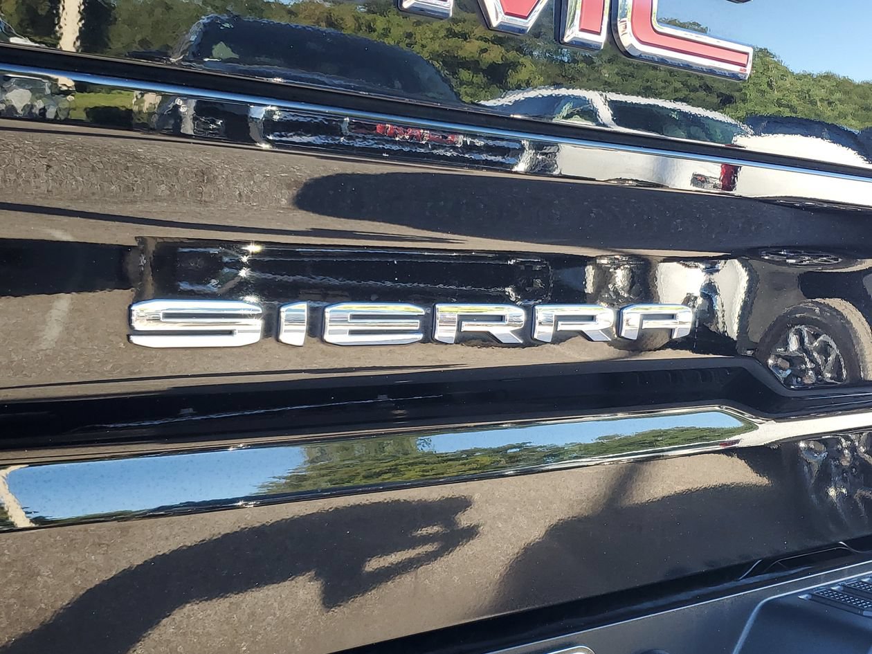 Used 2021 GMC Sierra 1500 AT4 w/ AT4 Premium Package AWD/4WD image 7