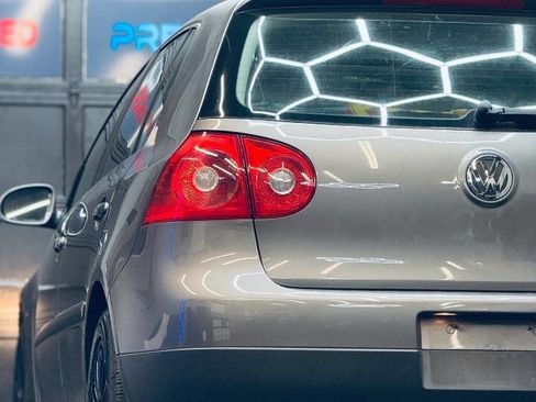 Used 2009 Volkswagen Rabbit S image 13