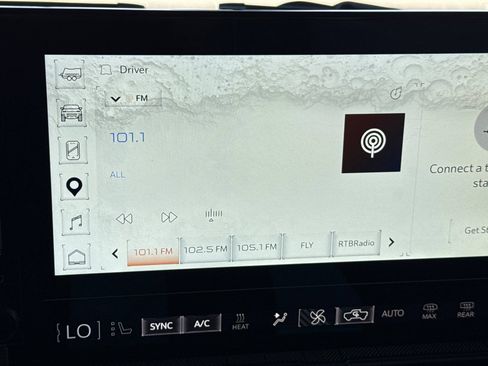 Used 2025 GMC Hummer EV 3X AWD/4WD image 27