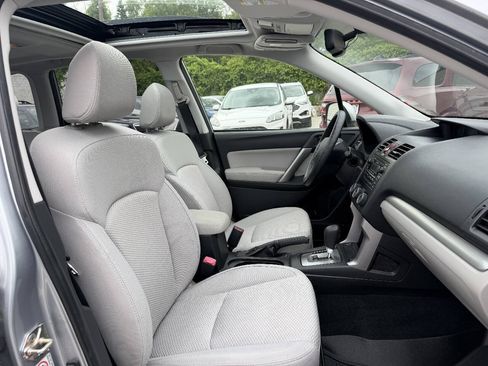 Used 2014 Subaru Forester 2.5i Premium w/ Popular Package #1 AWD/4WD image 8