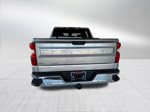 Used 2025 Chevrolet Silverado 1500 LT AWD/4WD image 7