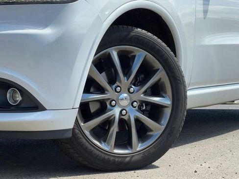 Used 2017 Dodge Durango GT AWD/4WD image 2