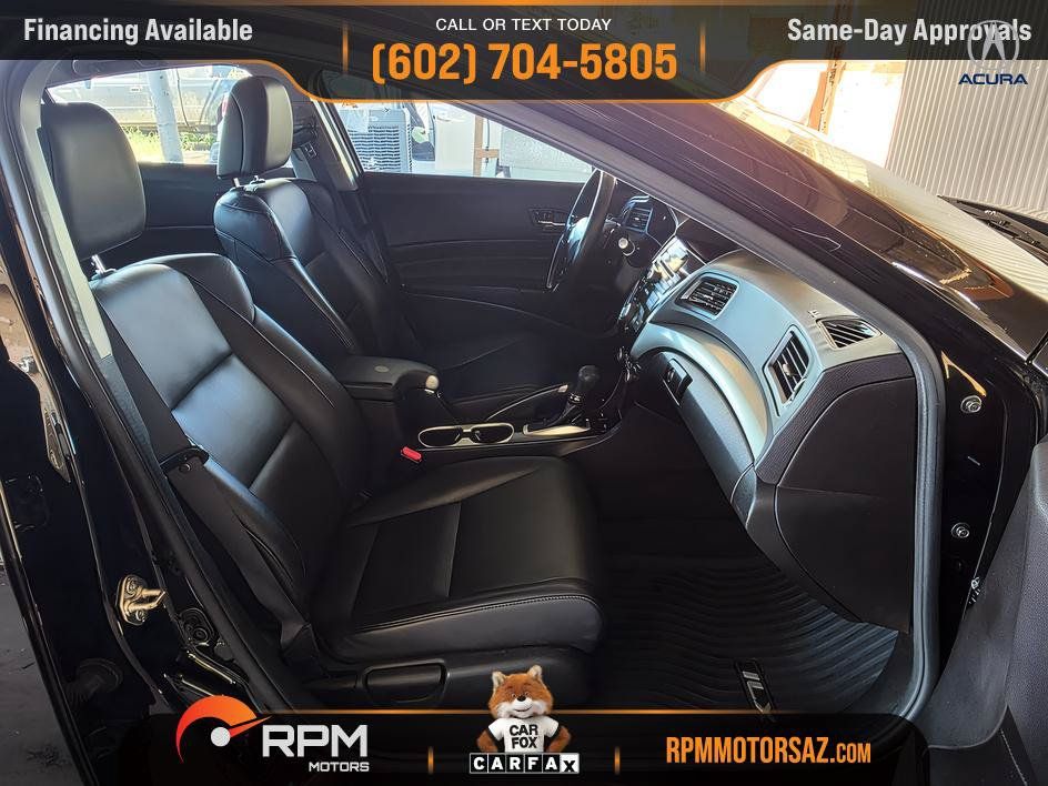 Used 2017 Acura ILX FWD image 12