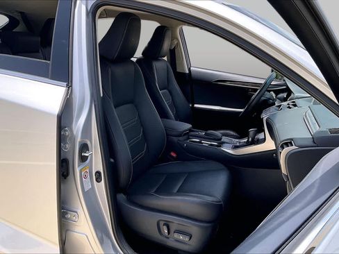 Used 2015 Lexus NX 200t FWD w/ Luxury Package image 8