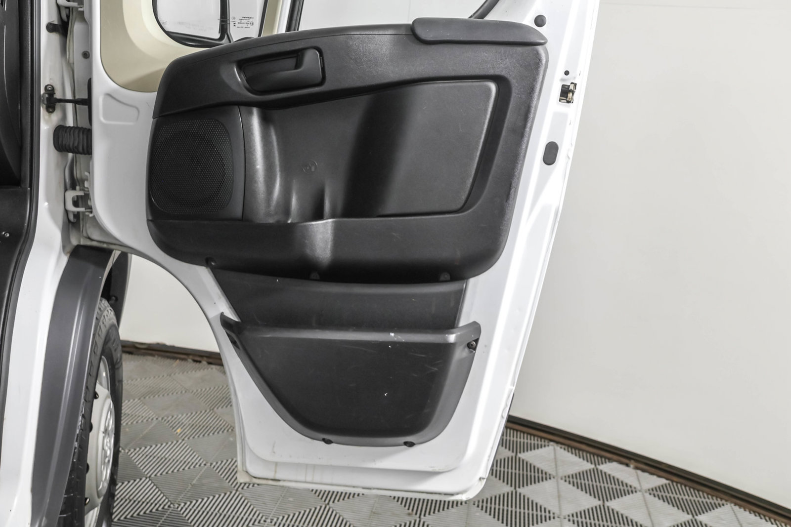 Used 2017 RAM ProMaster 1500 FWD image 38
