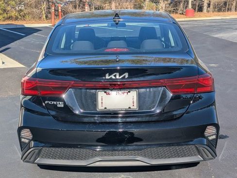 Used 2024 Kia Forte LX image 6