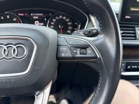 Used 2019 Audi Q5 2.0T Premium AWD/4WD image 13