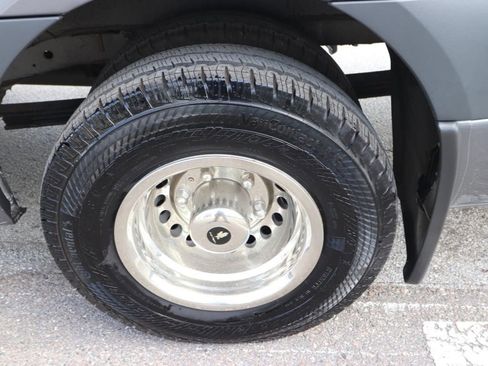 Used 2022 Mercedes-Benz Sprinter 4500 w/ Parking Package image 14