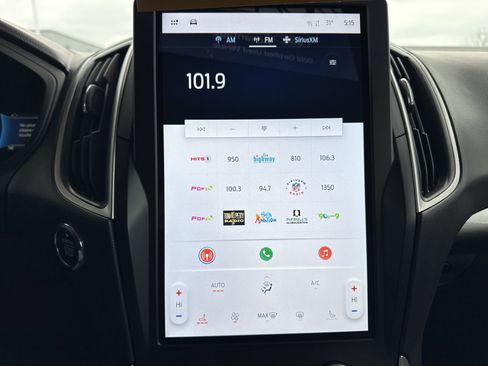 Certified 2024 Ford Edge SEL image 31