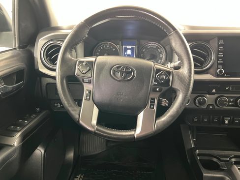 Used 2021 Toyota Tacoma TRD Pro AWD/4WD image 12