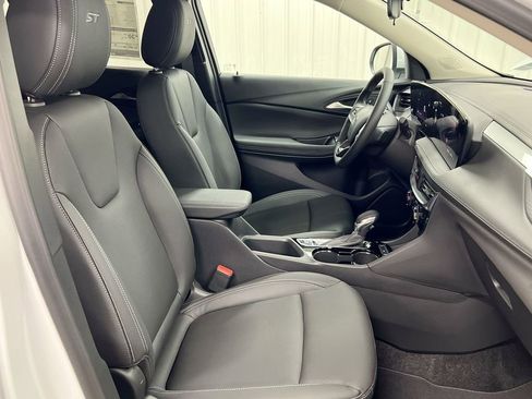 Used 2024 Buick Encore GX Sport Touring w/ Comfort Package FWD image 21