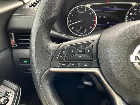 Used 2023 Nissan Sentra SV image 22