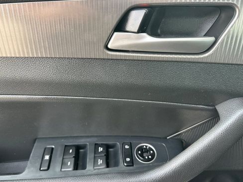 Used 2018 Hyundai Sonata Sport FWD image 11