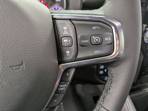 Used 2026 RAM 1500 Laramie AWD/4WD image 19