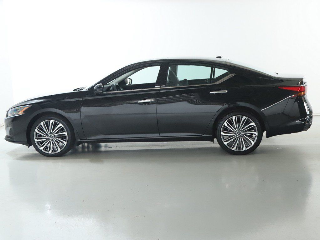 Certified 2023 Nissan Altima 2.5 SL AWD/4WD image 41