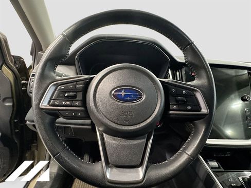 Used 2024 Subaru Outback Premium AWD/4WD image 11