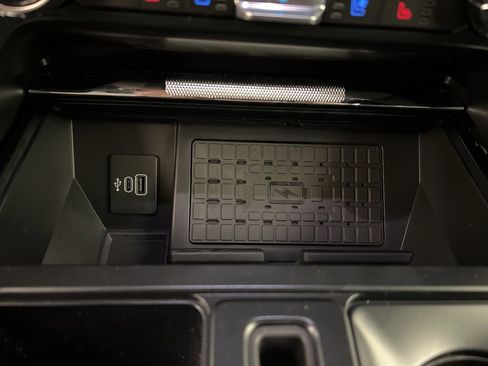 New 2025 Ford F150 Platinum w/ Equipment Group 702A High image 15