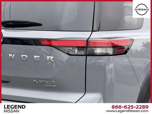 Certified 2024 Nissan Pathfinder Platinum w/ Cargo Package AWD/4WD image 12