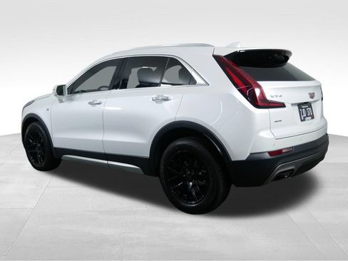 Used 2019 Cadillac XT4 Premium Luxury w/ Enhanced Visibility Package AWD/4WD image 8