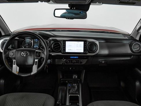 Used 2021 Toyota Tacoma SR5 image 12