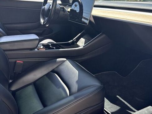 Used 2018 Tesla Model 3 Long Range image 22