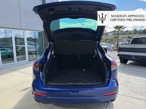Used 2022 Maserati Levante GT AWD/4WD image 11