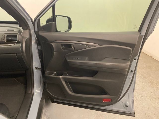 Certified 2023 Honda Passport EX-L image 25