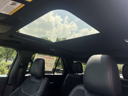 New 2026 Ford Explorer ST AWD/4WD image 11