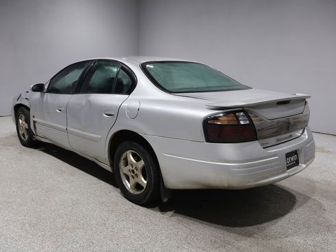 Used 2003 Pontiac Bonneville SE w/ Leather Appointment Package FWD image 11