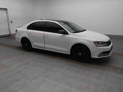 Used 2018 Volkswagen Jetta Sport FWD image 11