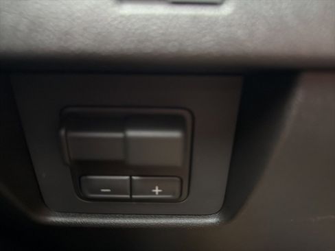 Used 2026 GMC Canyon Elevation w/ Convenience Package image 29