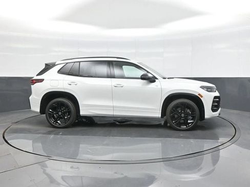 New 2026 Volkswagen Tiguan SE R-Line image 8