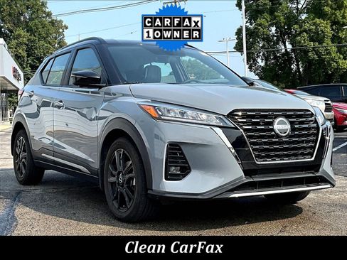 Used 2023 Nissan Kicks SR w/ SR Premium Package FWD image 2